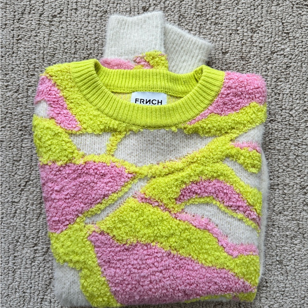 Excellent condition FRNCH Women's Sweater, size small, pink and yellow!